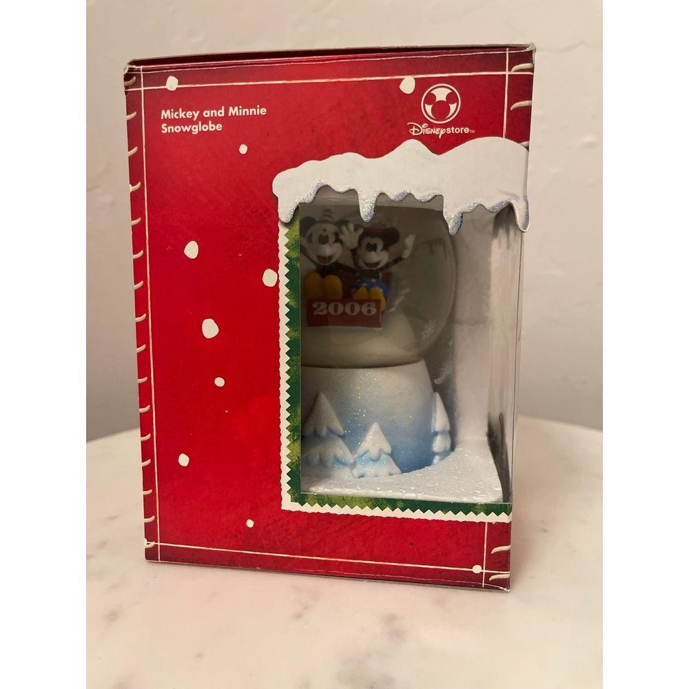 Disney Mickey and Minnie Snow Globe‎ 2006 - Picture 9 of 9